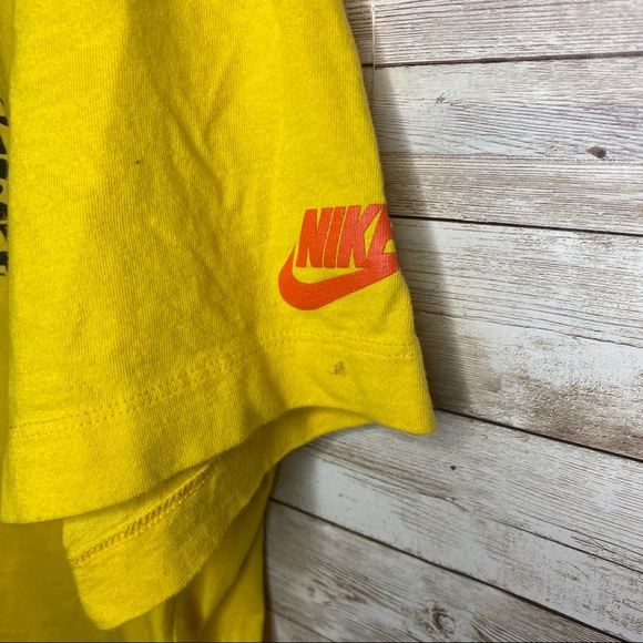Nike Air Graphic Tee Shirt - Picture 3 of 4